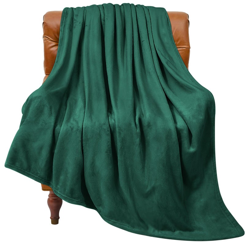 BEDELITE Fleece Blanket Christmas Forest Green Throw Blankets for Couch Bed 300GSM Luxury Plush Cozy Fuzzy Blanket 50 x 60 Super Soft Warm Lightweight Throw Blanket for Travel Camping - Image 2