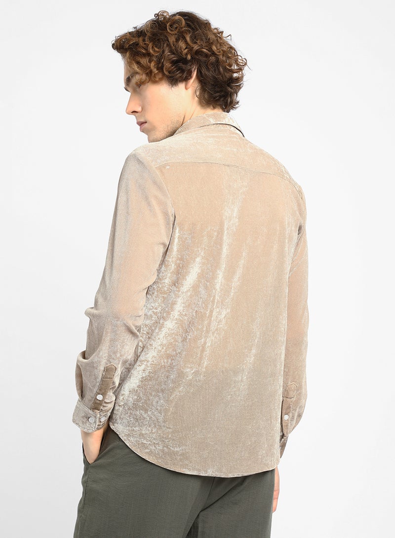 Campus Sutra Men's Sand Beige Solid Velvet Shirt - Image 5