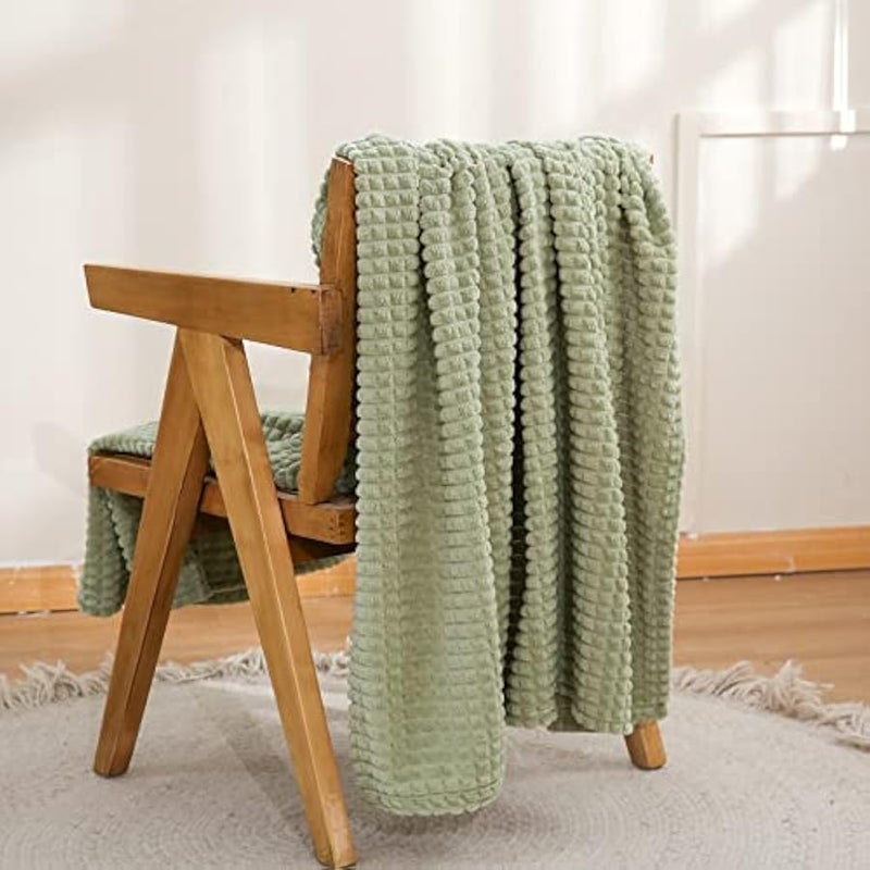 Loquat Flannel Fleece Blanket, 230GSM Super Soft Luxury Warm Throw Blanket with Stereoscopic Grid Design, Suitable for All Seasons, Perfect for Women Kids(Sage Green, 50x70) - Image 2