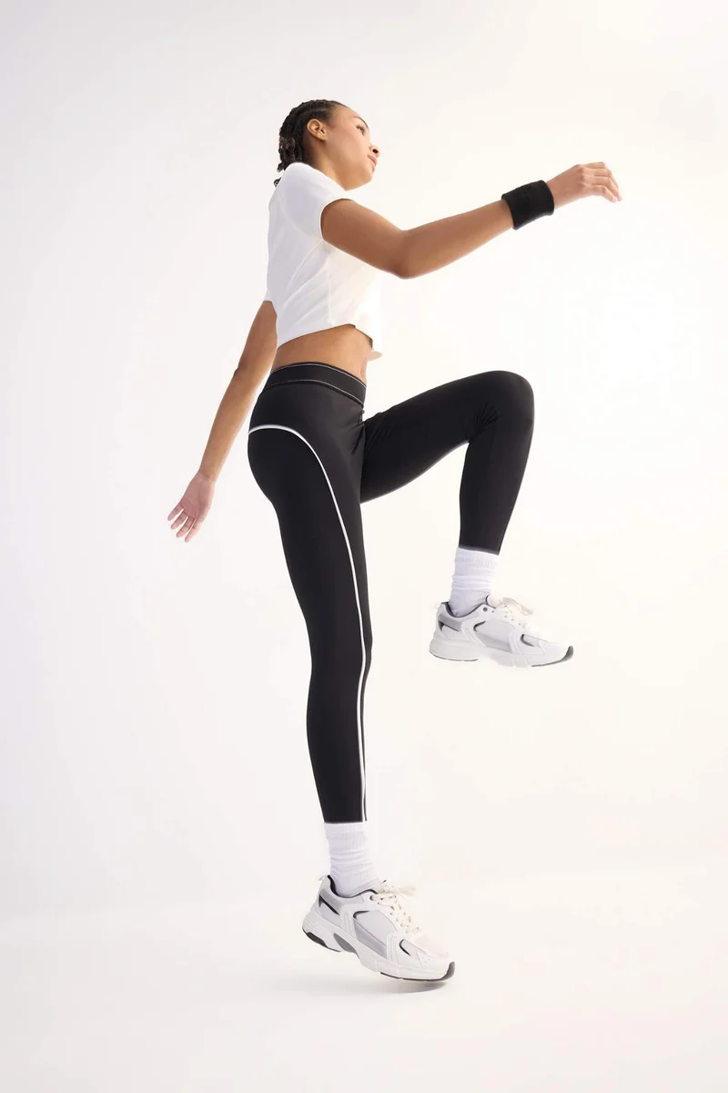 ديفاكتو DeFactoFit Waist-hugging Sports Leggings