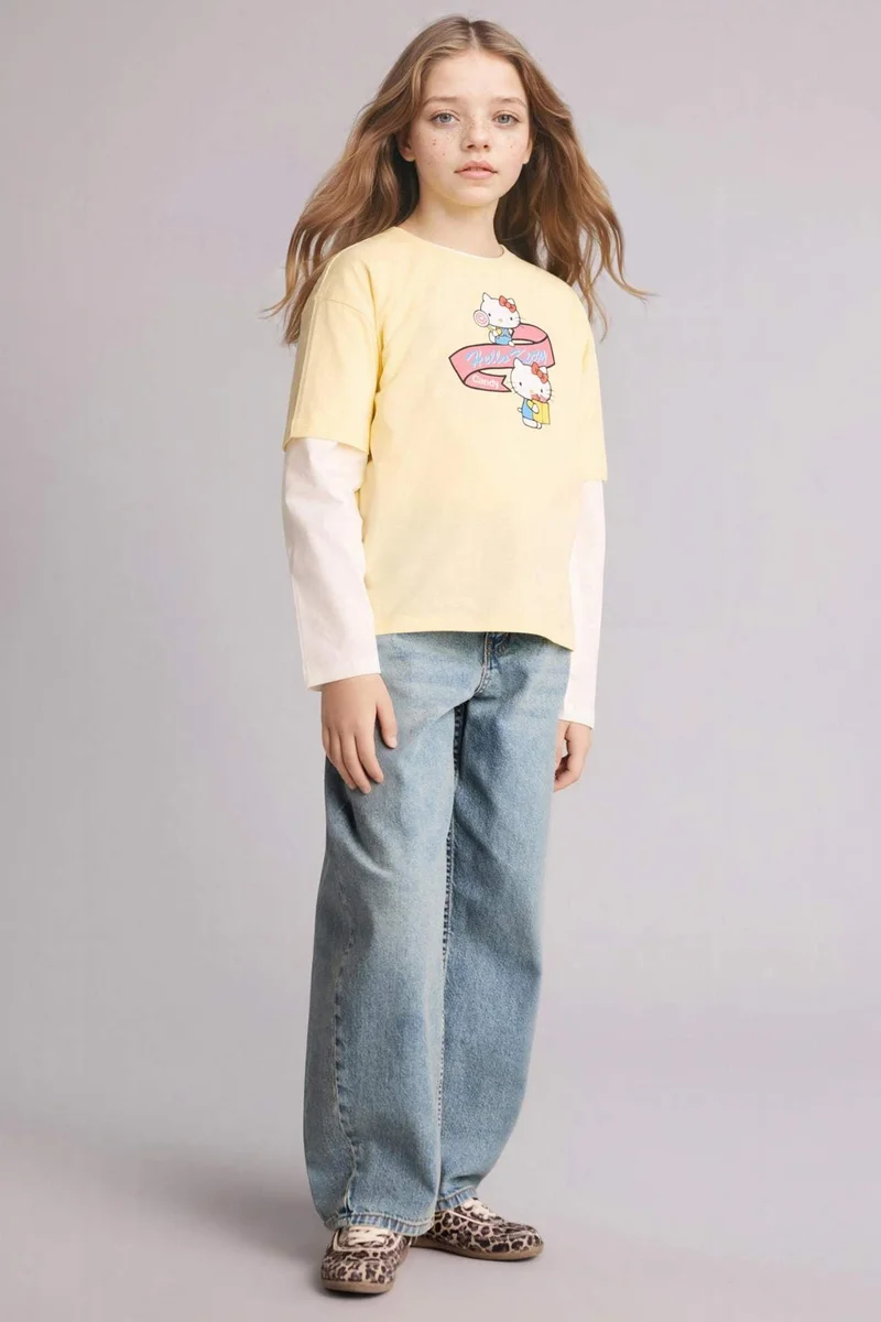 ديفاكتو Girl Oversize Fit Hello Kitty Licensed Short Sleeve T-Shirt