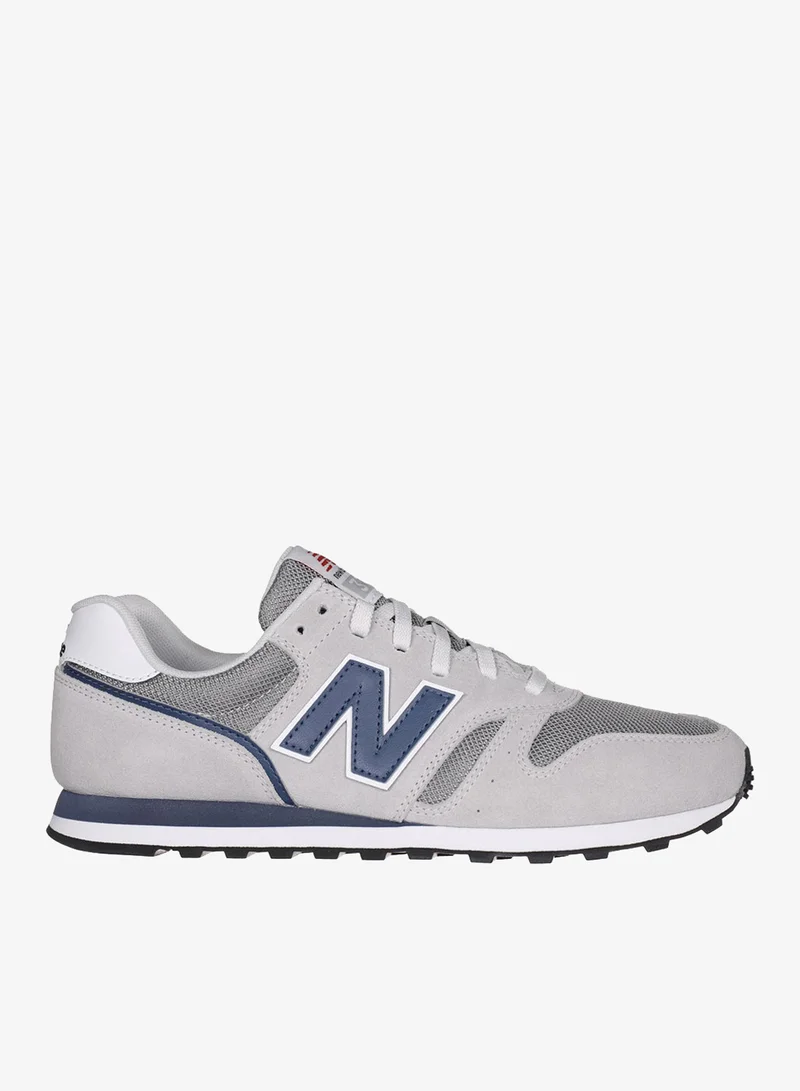 373 Sneakers