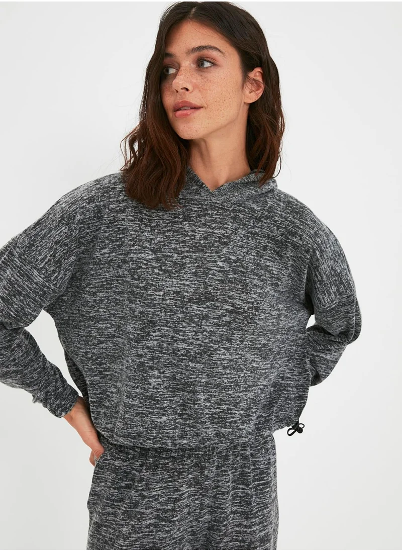 trendyol Crew Neck Knitted Sweatshirt