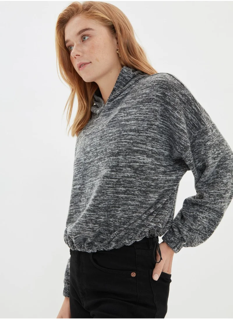 trendyol Crew Neck Knitted Sweatshirt