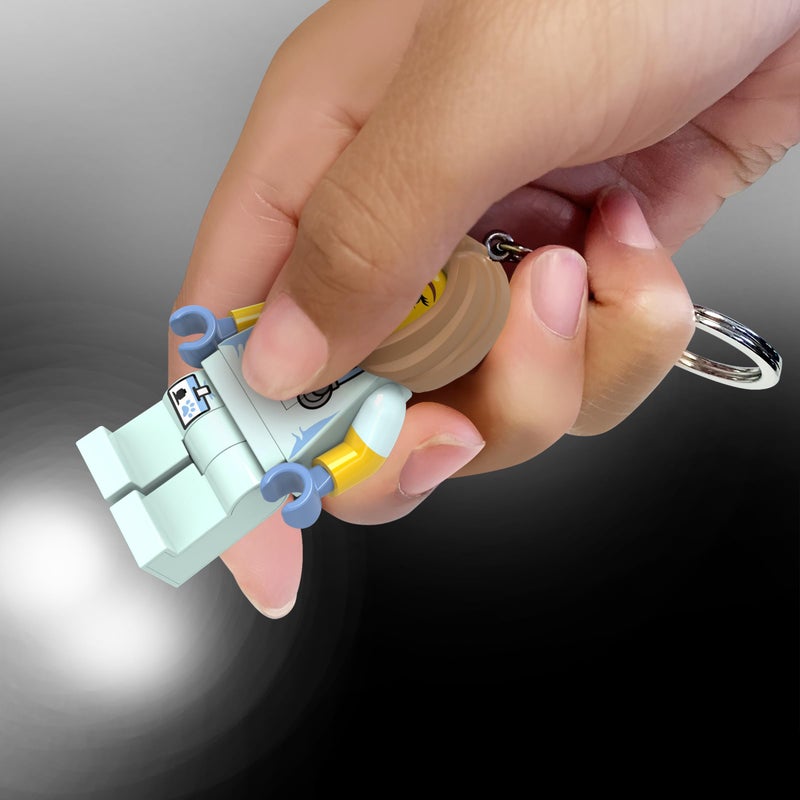 IQ LEGO City Large 3 Inch Tall Figure Keychain Light - Veterinarian/Nurse (KE156H) - Image 4