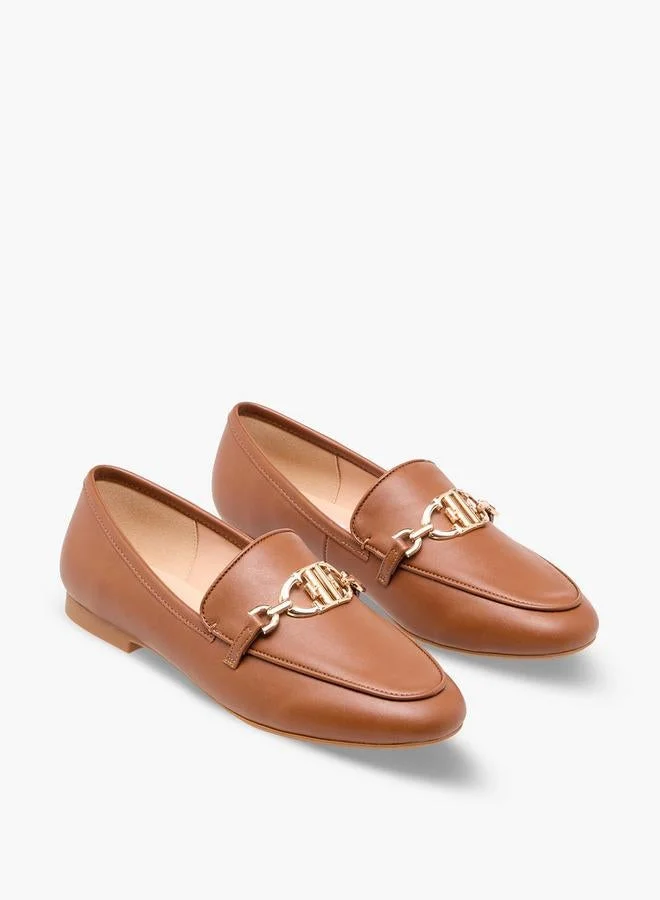 ايل Women Logo Accent Slip-On Loafers