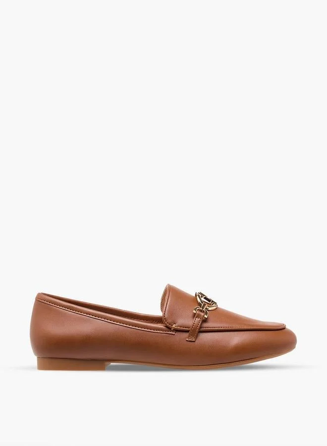 ايل Women Logo Accent Slip-On Loafers