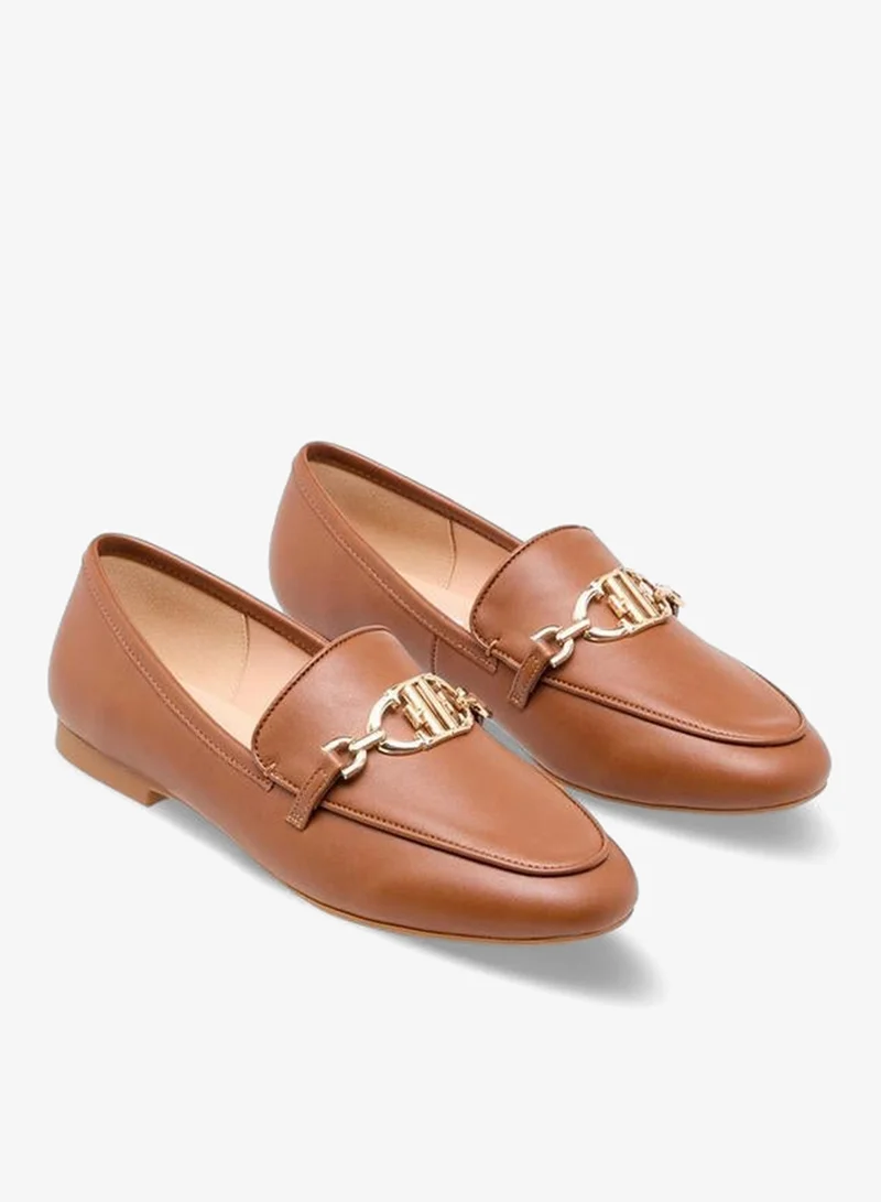 ايل Women Logo Accent Slip-On Loafers