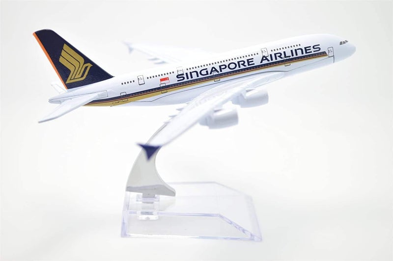 SCHUBERT only for Display Diecast Aeroplane Scale Model Size -16 cm X 14 cm (Singapore Airlines),multicolor - Image 4