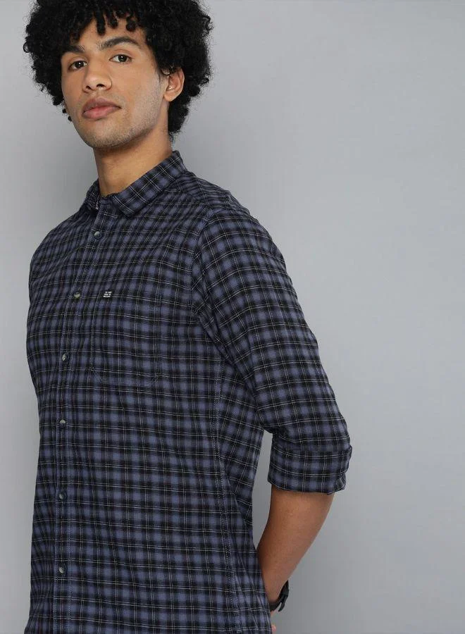 The Indian Garage Co Men Slim Fit Checkered Full Sleeves Spread Collar Casual Shirt