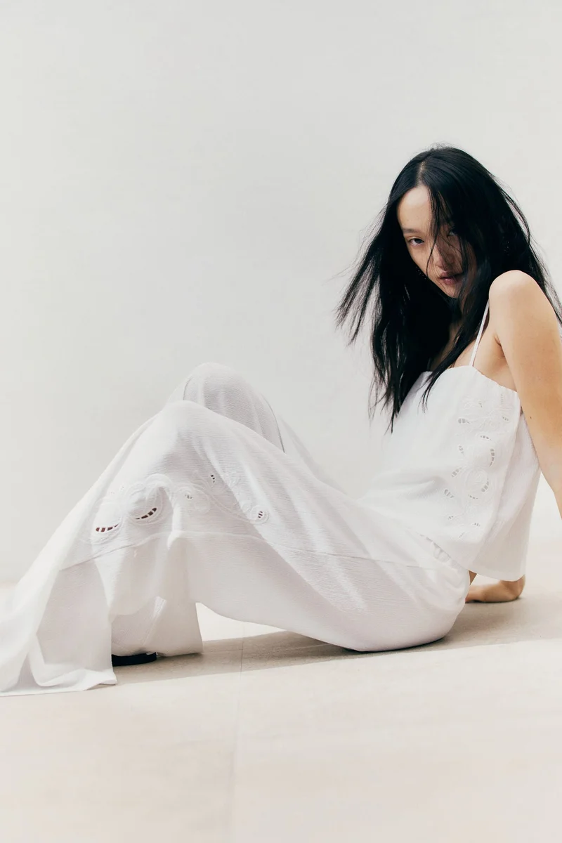 اتش اند ام بنطلون واسع بنمط مثقب