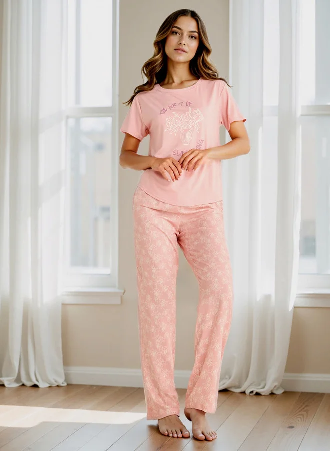 سبلاش فيڤ طقم بيجامة وتيشيرت بطبعة زهور