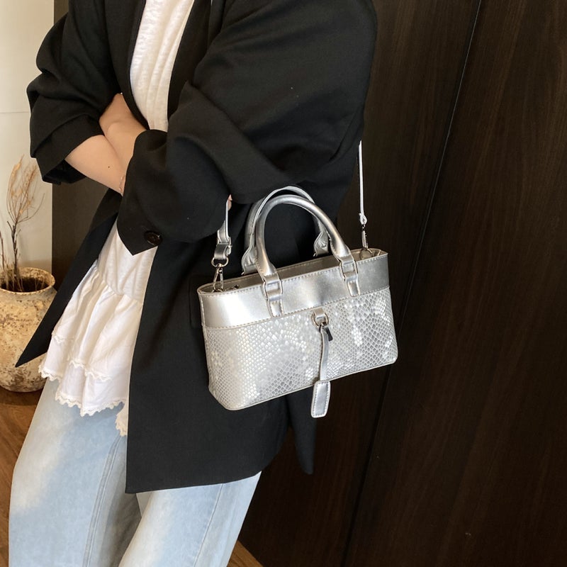 Satchel Commuter Bag For Women 2025 Spring New Style Simple Retro Casual Fresh One-Shoulder Crossbody Bucket Bag - Image 4