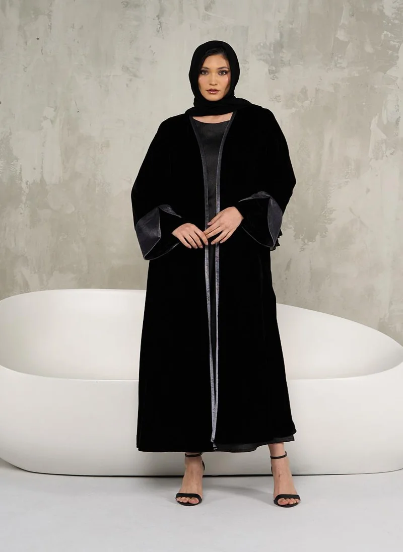 كوتور لابس Black Velvet Abaya with Grey Detailing and Sheila