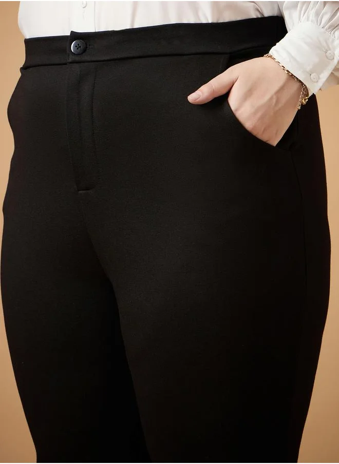 ساسافراس Plus Size Solid Mid Rise Slim Fit Pants by Styli