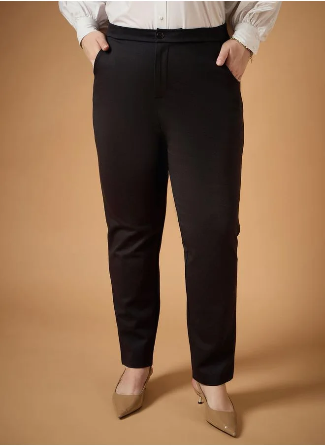 SASSAFRAS Plus Size Solid Mid Rise Slim Fit Pants