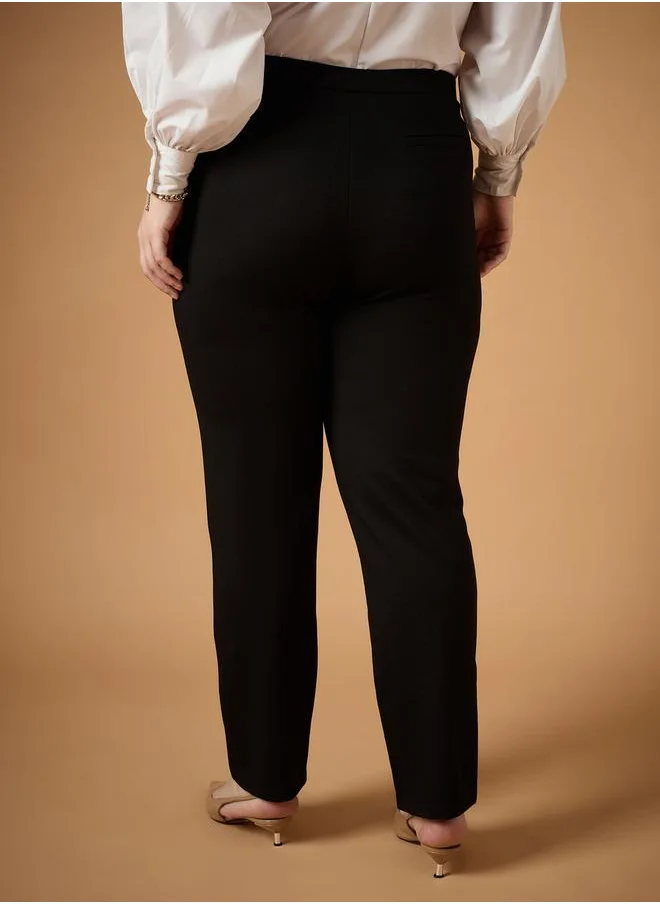 ساسافراس Plus Size Solid Mid Rise Slim Fit Pants by Styli