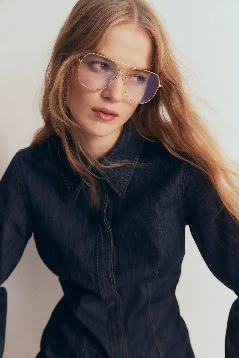 H&M Tapered-waist denim shirt