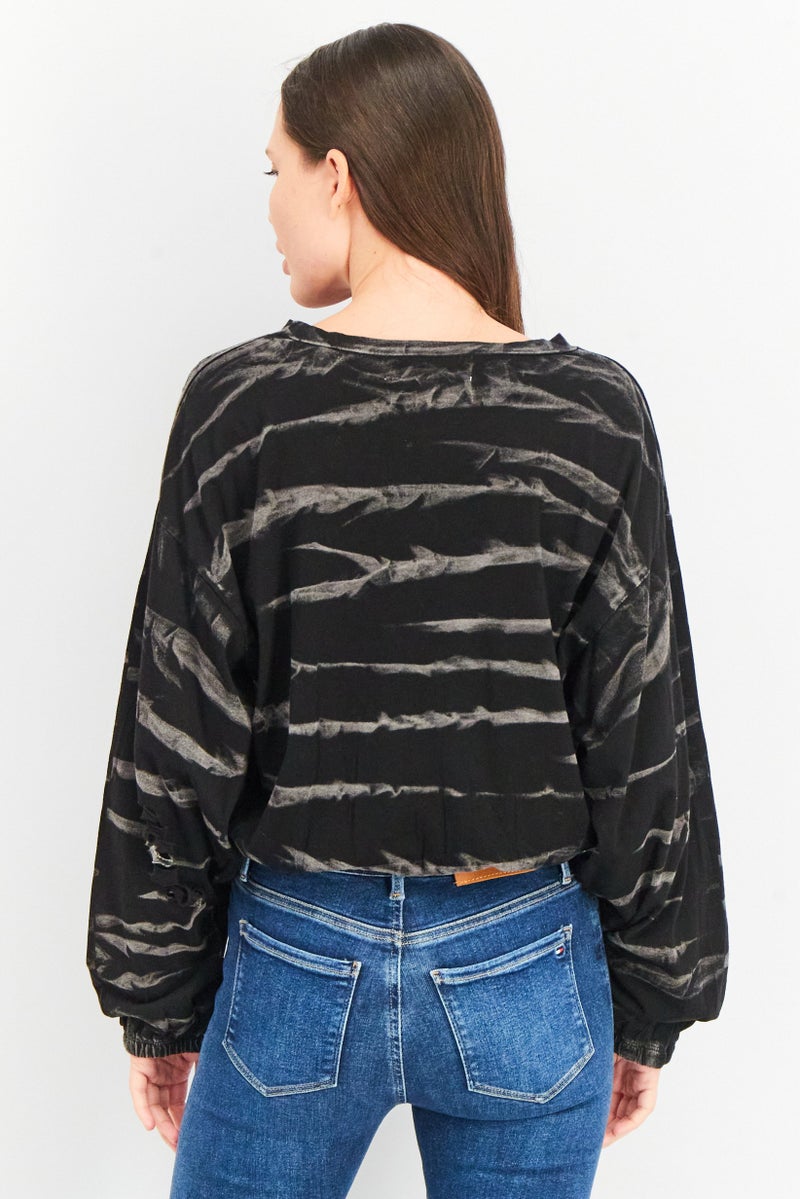 Vintage Havana Women Round Neck Long Sleeve Ripped Sweatshirt, Black Combo - Image 3
