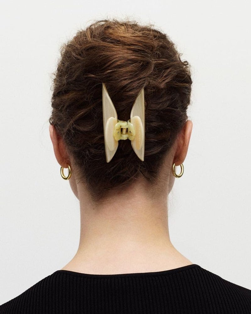 MACHETE Women Hair Clip Midi Heirloom Claw Clip, 3.5 inch Hair Clamp Fashion Hair Accessories (Sand Shell) - Image 4
