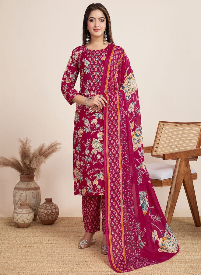 Women Basket طقم كورتا مزخرف بالأزهار للنساء مع بنطلون ودوباتا - Image 1