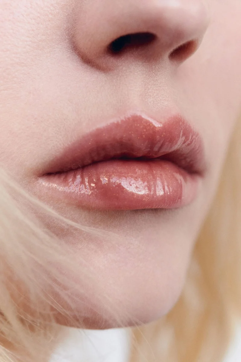 اتش اند ام زيت شفاه جيلي سماك