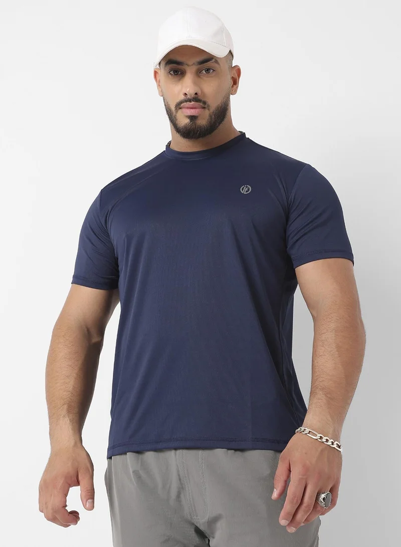 Instafab Plus Men's Solid Black Regular Fit Activewear T-Shirt