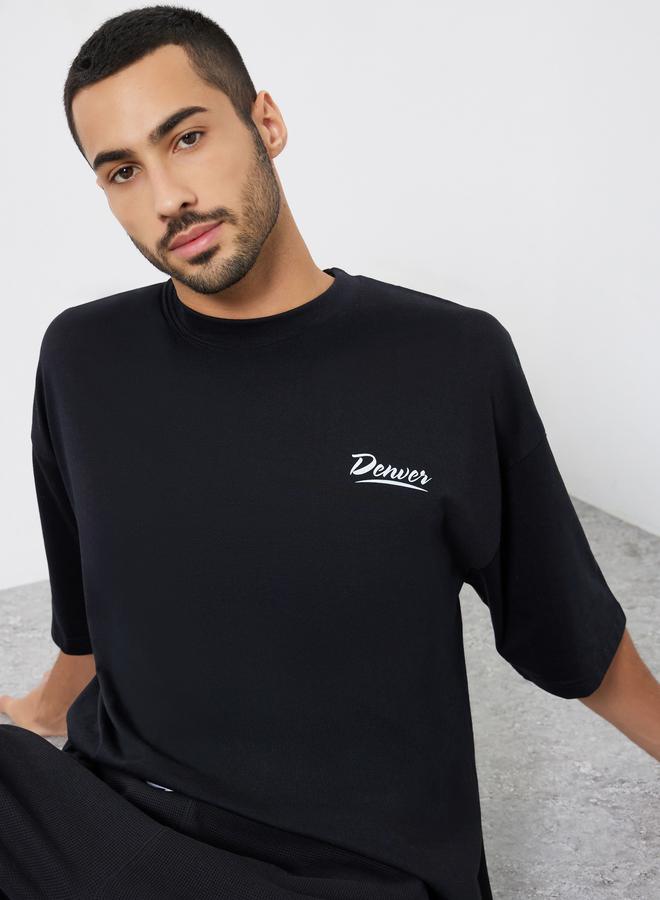 Styli Men Black Minimal Chest Print Oversized T-Shirt - Image 5