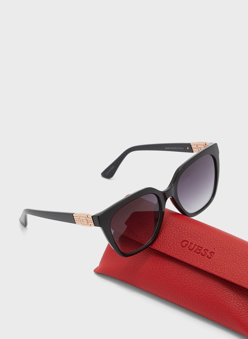 GUESS Wayfarer Sunglasses - Image 4