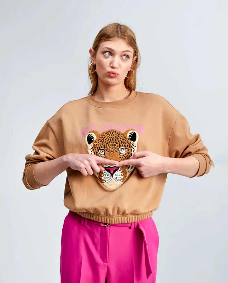 Lola Casademunt Tiger sweatshirt