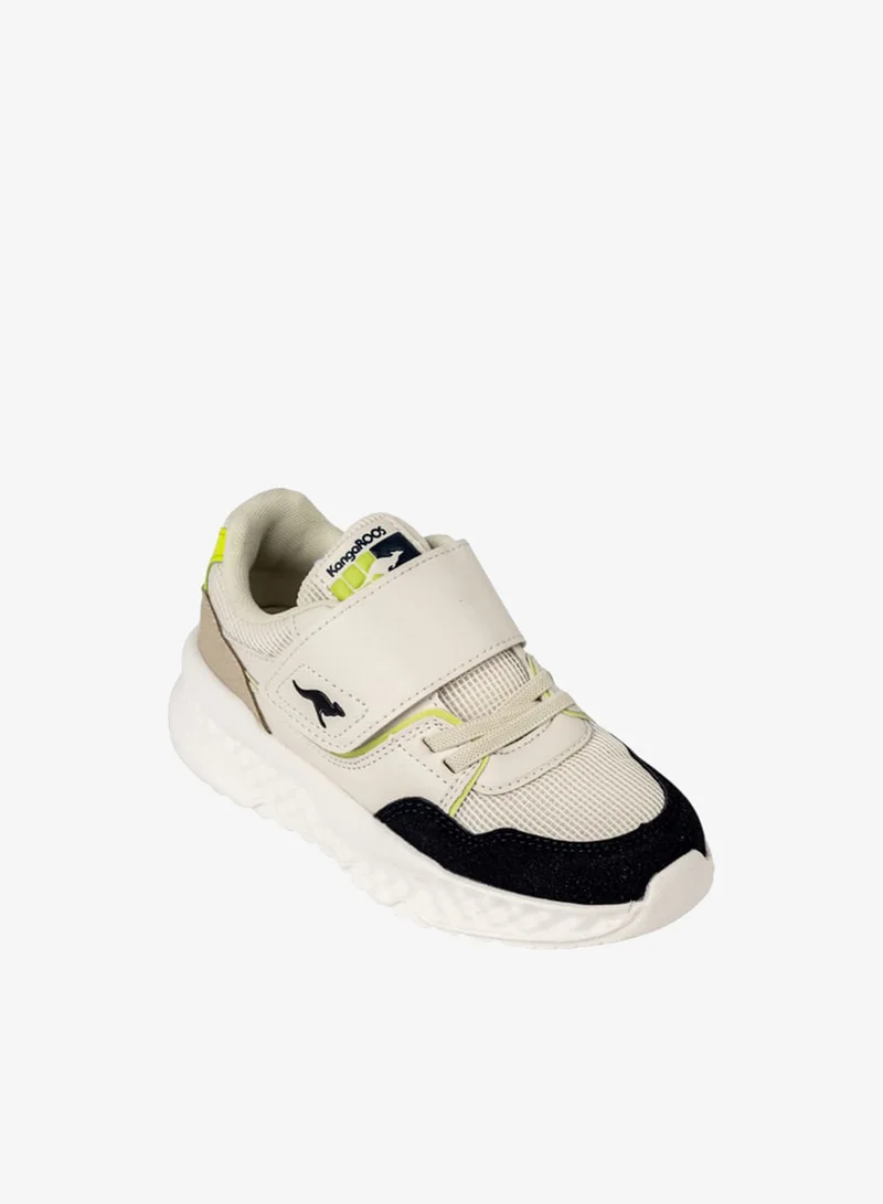 كانغاروس أحذية رياضية للأولاد بألوان متداخلة مع إغلاق بشريط لاصق