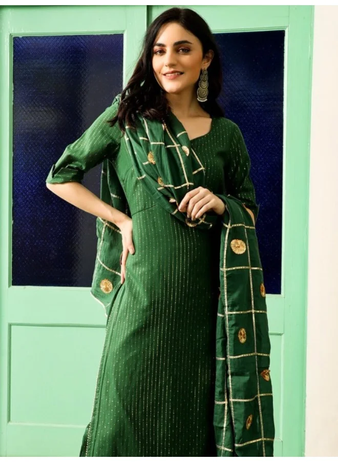 أيه كيه إس Green Embellished Straight Alia-cut Kurta & Pant With Dupatta Set