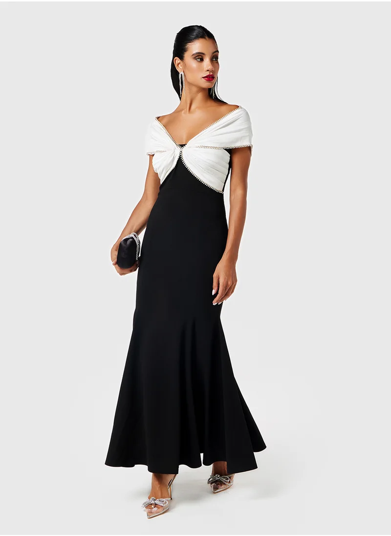 Threadz by Ajooni Off Shoulder Monochrome Dress