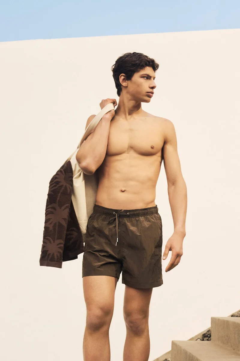 H&M Crinkled swim shorts