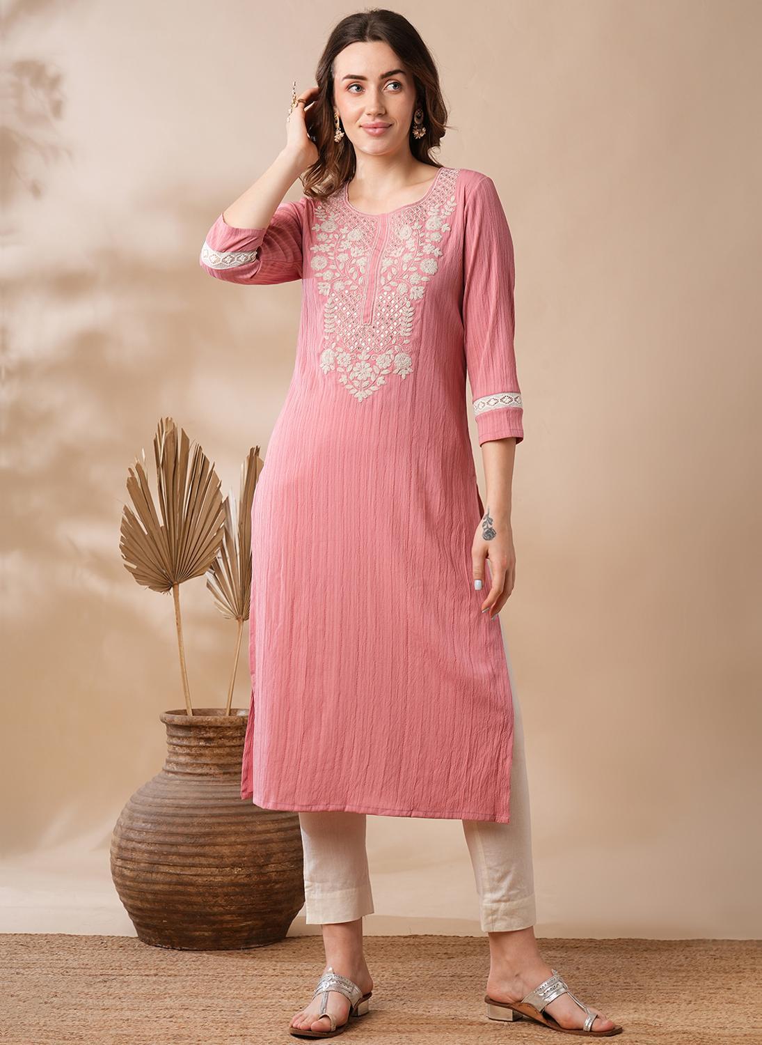 Globus Women Pink Sequinned Floral Yoke Embroidered Straight Kurta