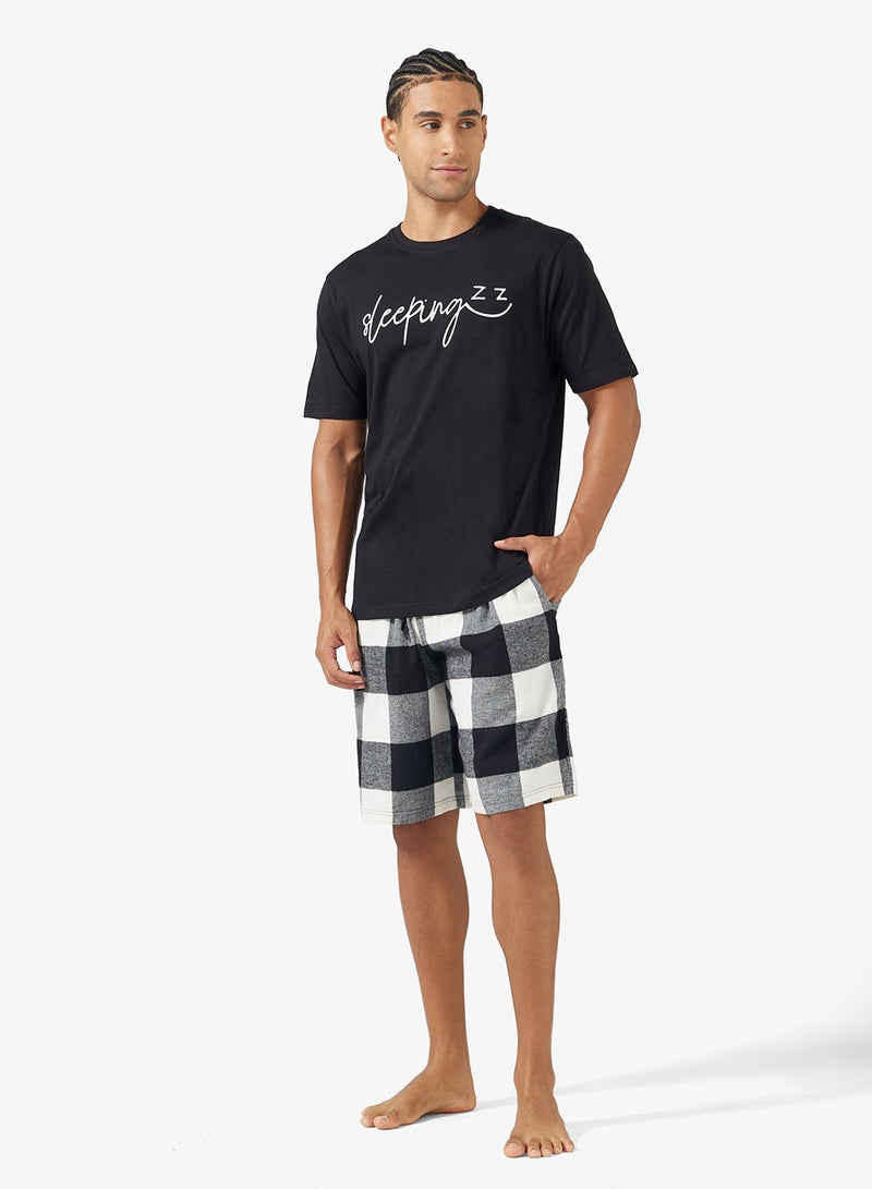 سفنتي فايف طقم بيجامة تي شيرت وشورت - Image 1