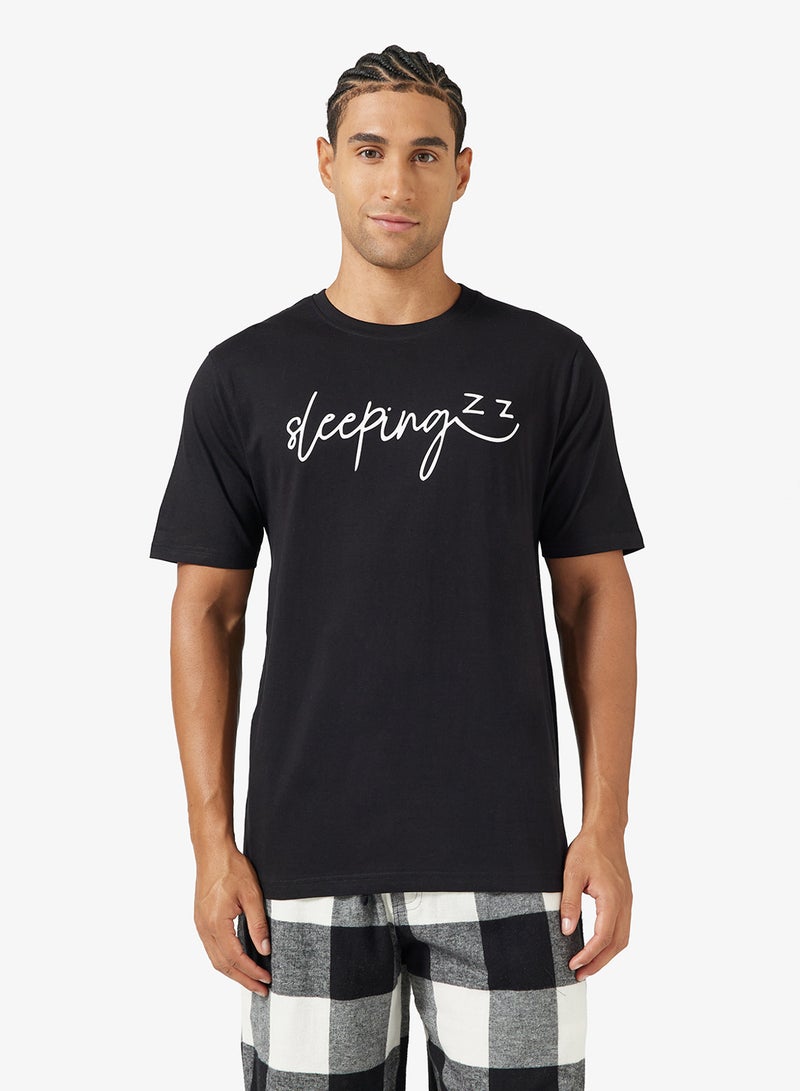 سفنتي فايف طقم بيجامة تي شيرت وشورت - Image 3