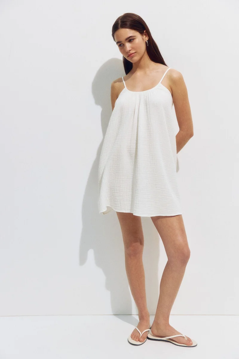 اتش اند ام فستان للشاطئ من الموسلين