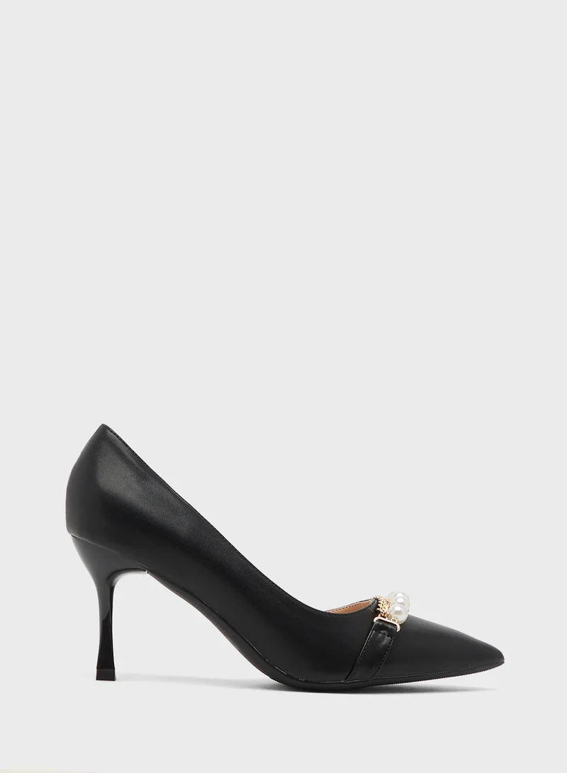 Khizana High Heeled Pump With Pearls