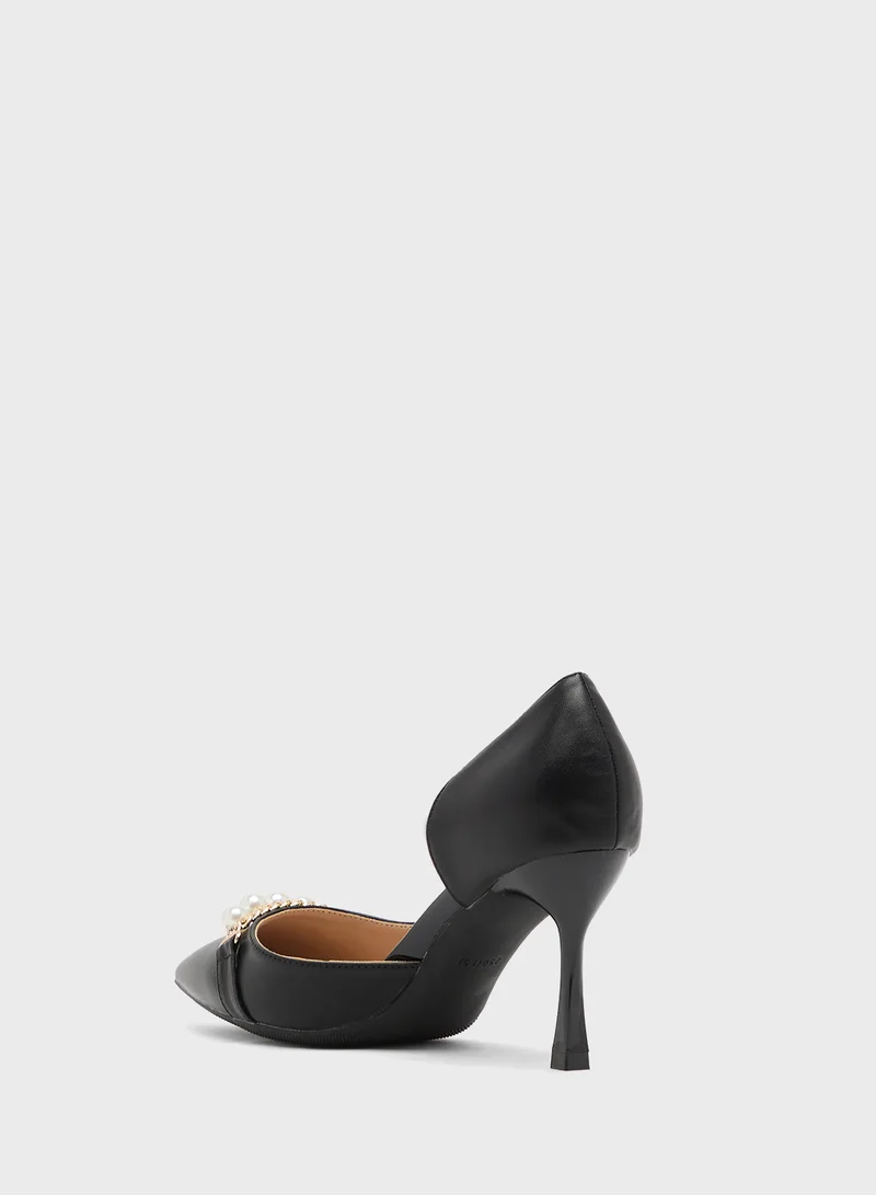 Khizana High Heeled Pump With Pearls