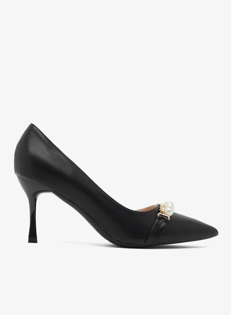 Khizana High Heeled Pump With Pearls