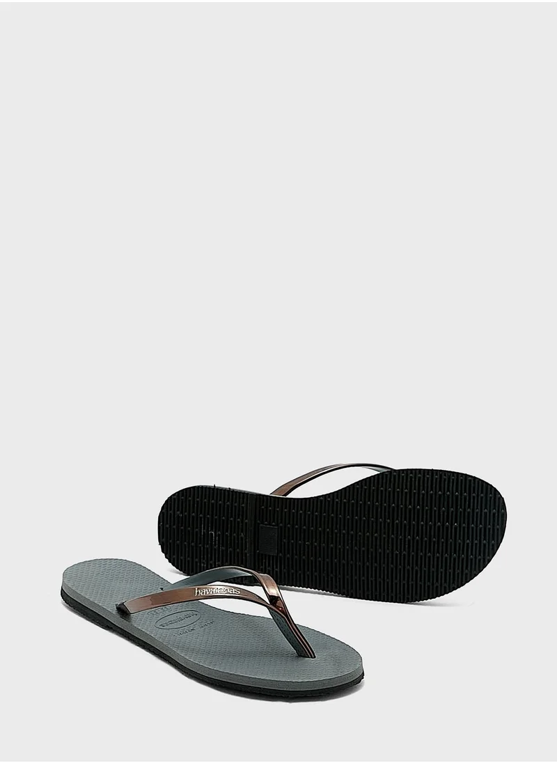 havaianas Metallic Flip Flops