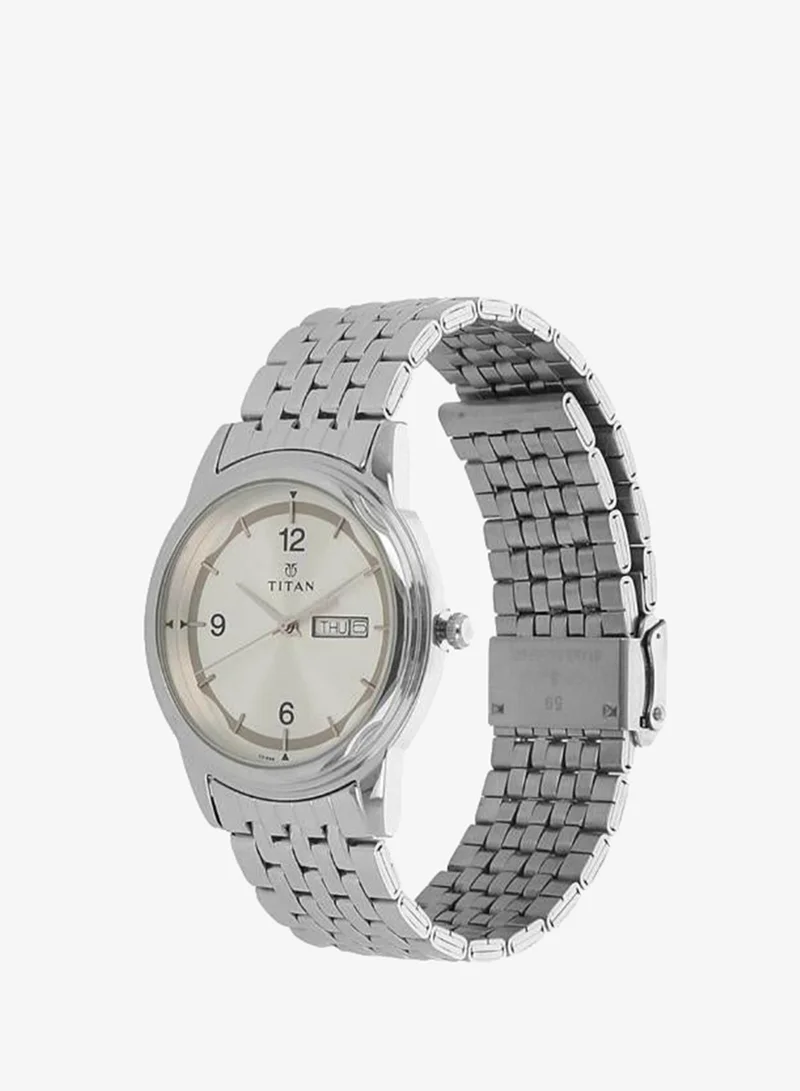 TITAN Men's Metal Analog Watch 1638SM01 - 39 mm