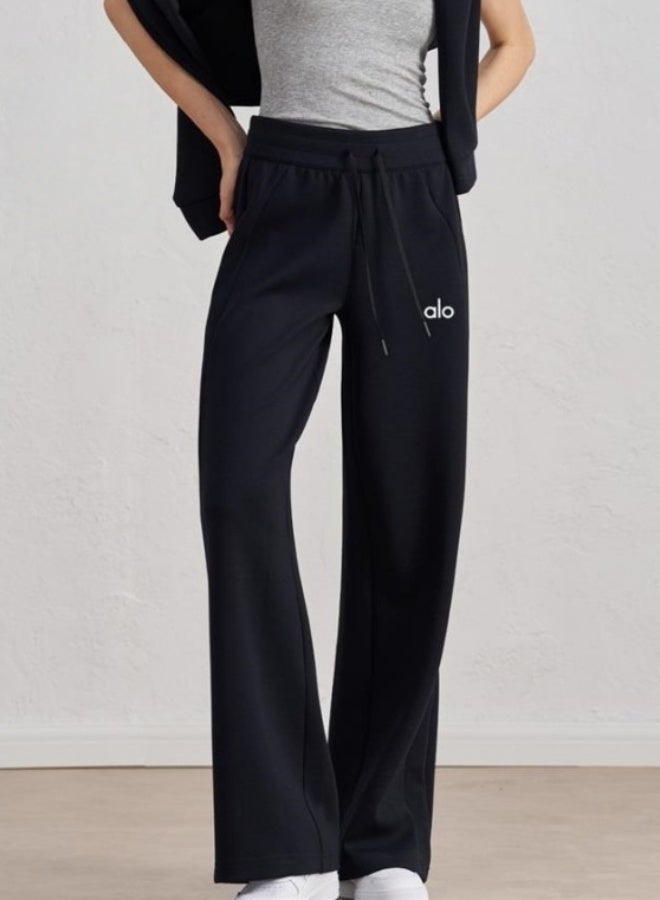 ألو يوغا بنطلون رياضي واسع الساقين من ألو يوغا للنساء - بنطلون رياضي كاجوال (أسود) - Image 1