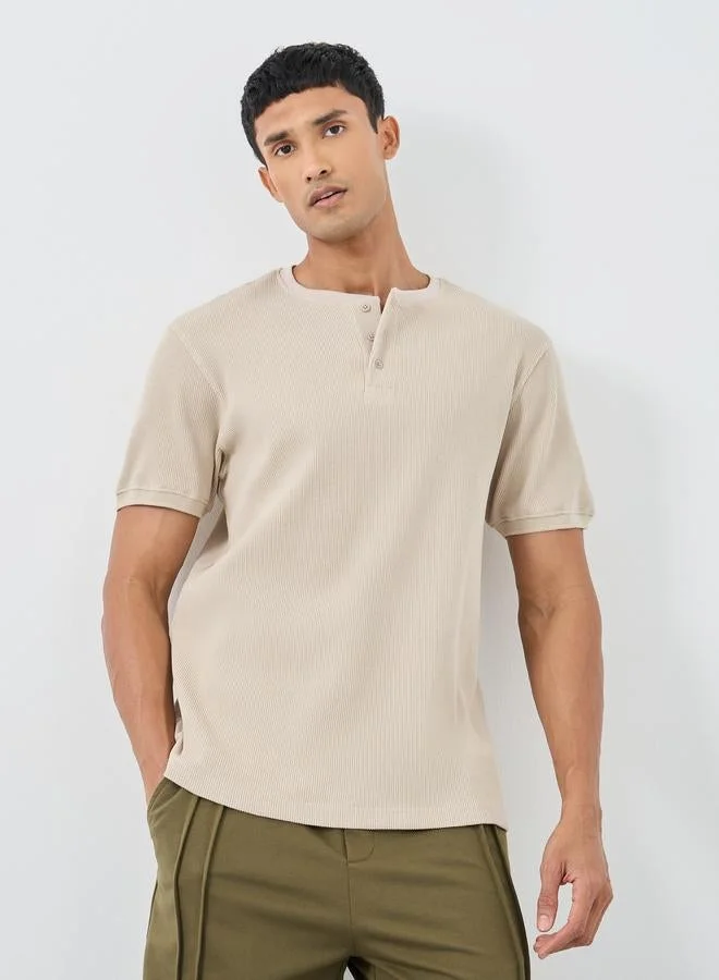 Styli Regular Fit Henley Neck Waffle Knit T-Shirt
