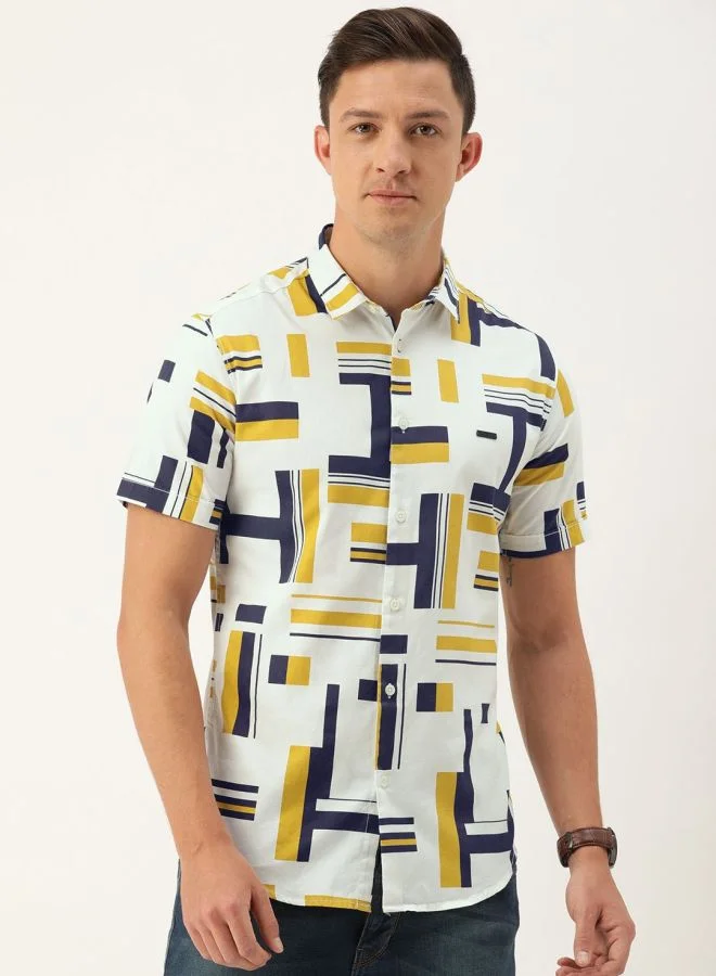 شركة المرآب الهندية Men Slim Fit Abstract Printed Half Sleeves Cutaway Collar Casual Shirt
