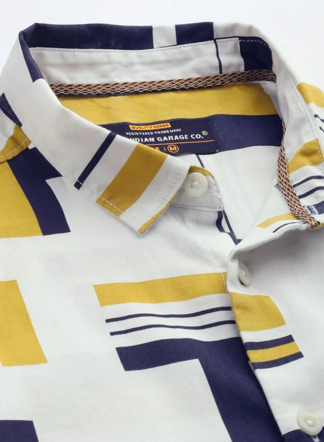 شركة المرآب الهندية Men Slim Fit Abstract Printed Half Sleeves Cutaway Collar Casual Shirt
