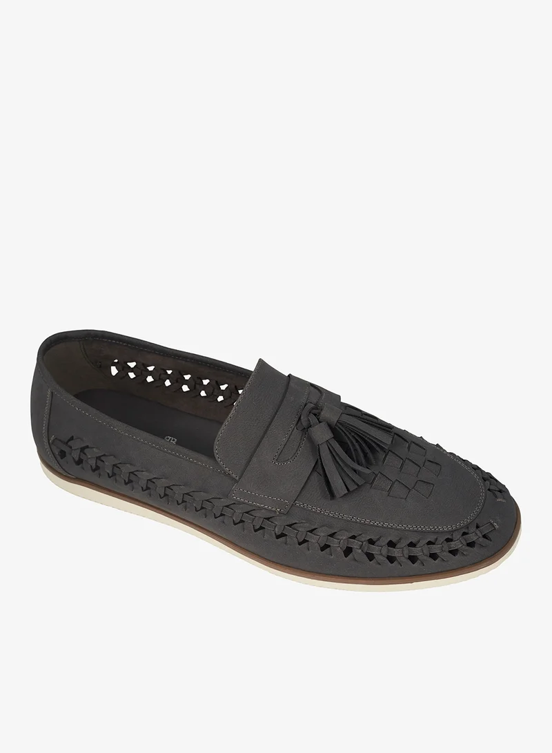 BRAVE SOUL MENS PU LOAFER; CREAM SOLE DETAIL; TASSLE DETAILING