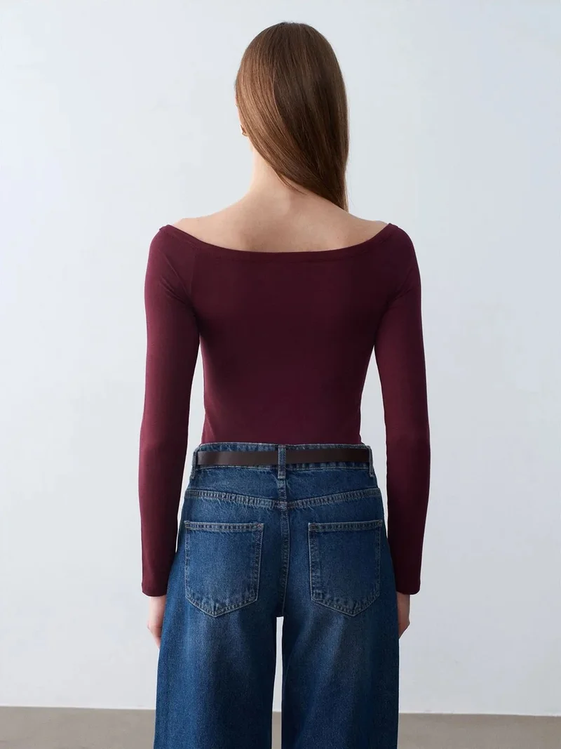 Dilvin DILVIN Slim-fit Boat Neck Bodysuit Blouse