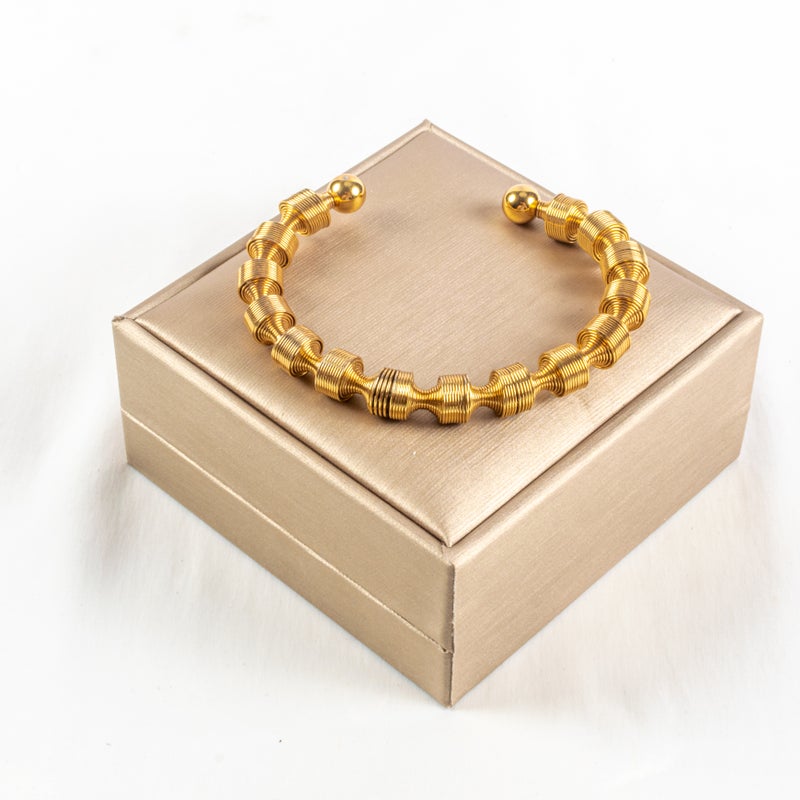 Free Size Golden Stainless Steel bangale Bracelet - Image 1